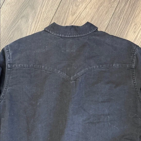 Teodora Western Shirt in  size medium  Black
LEVI'S - Picture 13 of 16